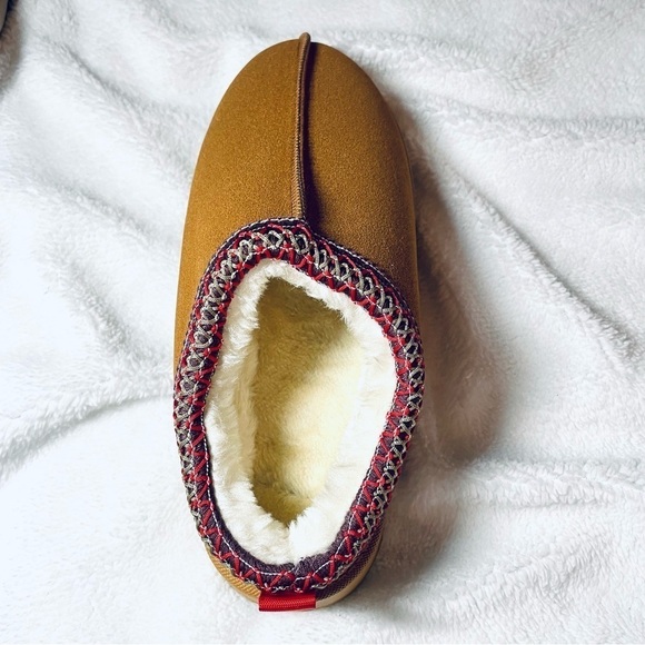 NWOT Women's Wool Slippers - Size: US 8-8.5 - Picture 11 of 13